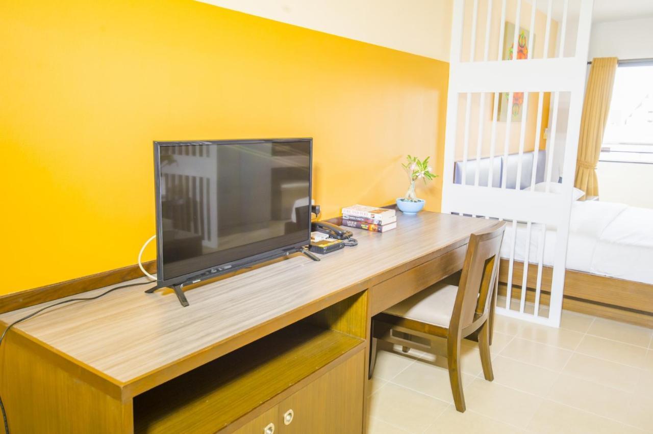 Sitara Place Serviced Apartment & Hotel Bangkok Buitenkant foto