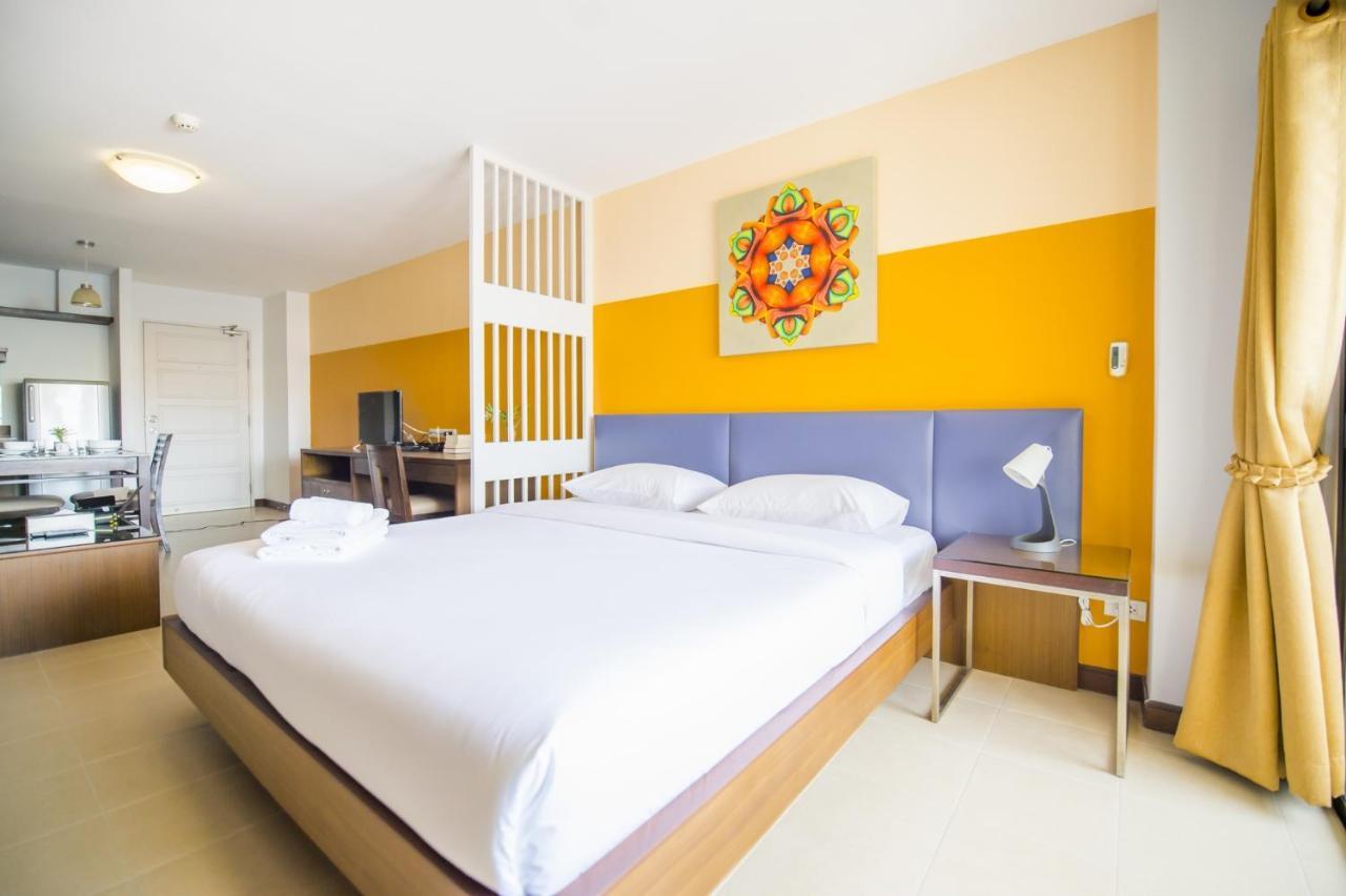 Sitara Place Serviced Apartment & Hotel Bangkok Buitenkant foto
